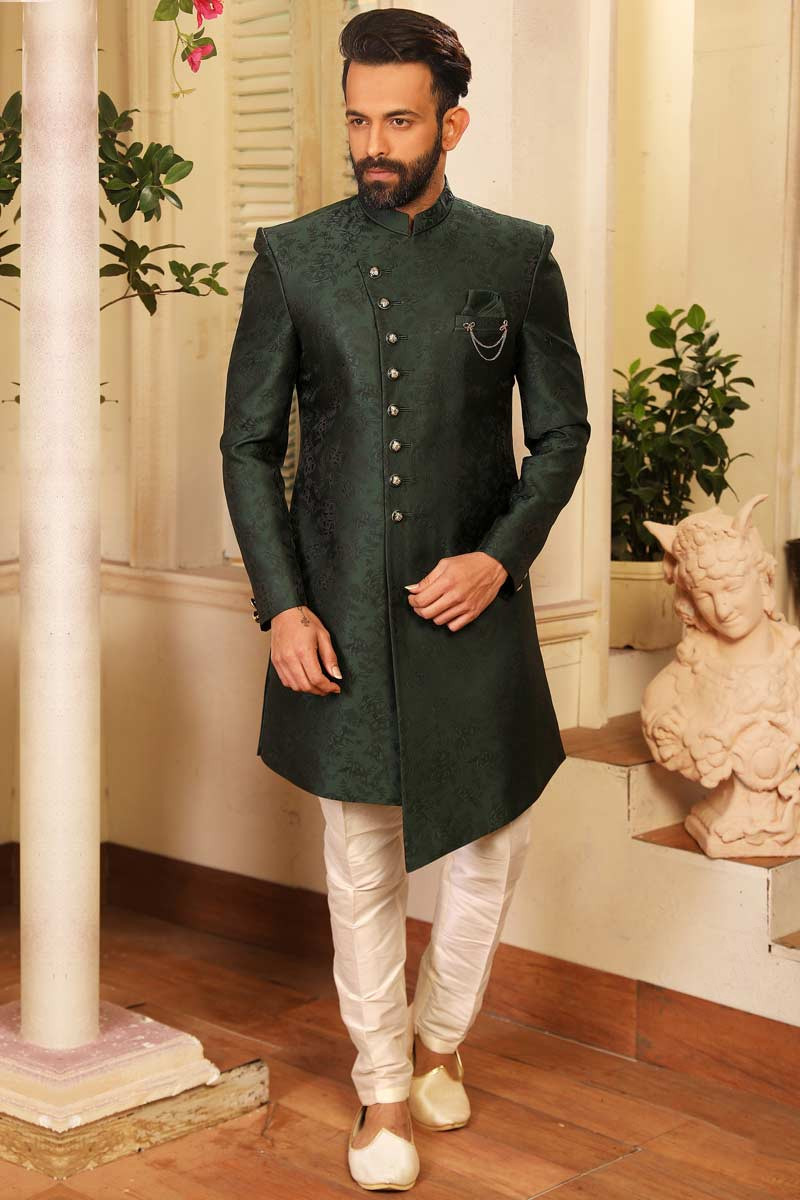 Pakistani designer deals sherwani