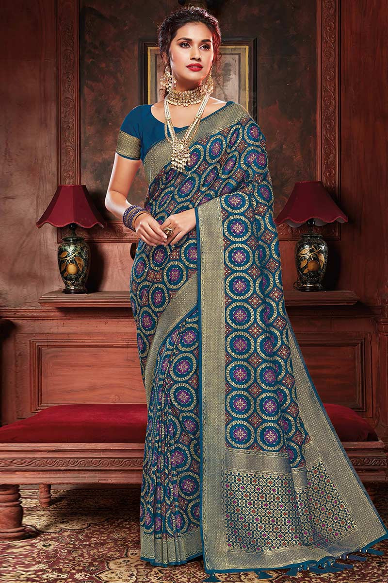 Wedding saree outlet peacock colour
