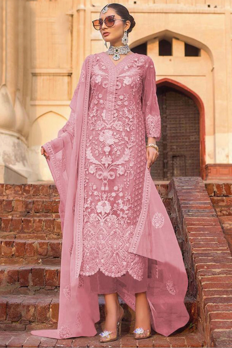 Party Look Wear Chinon Fabric Pink Color Splendid Salwar Suit