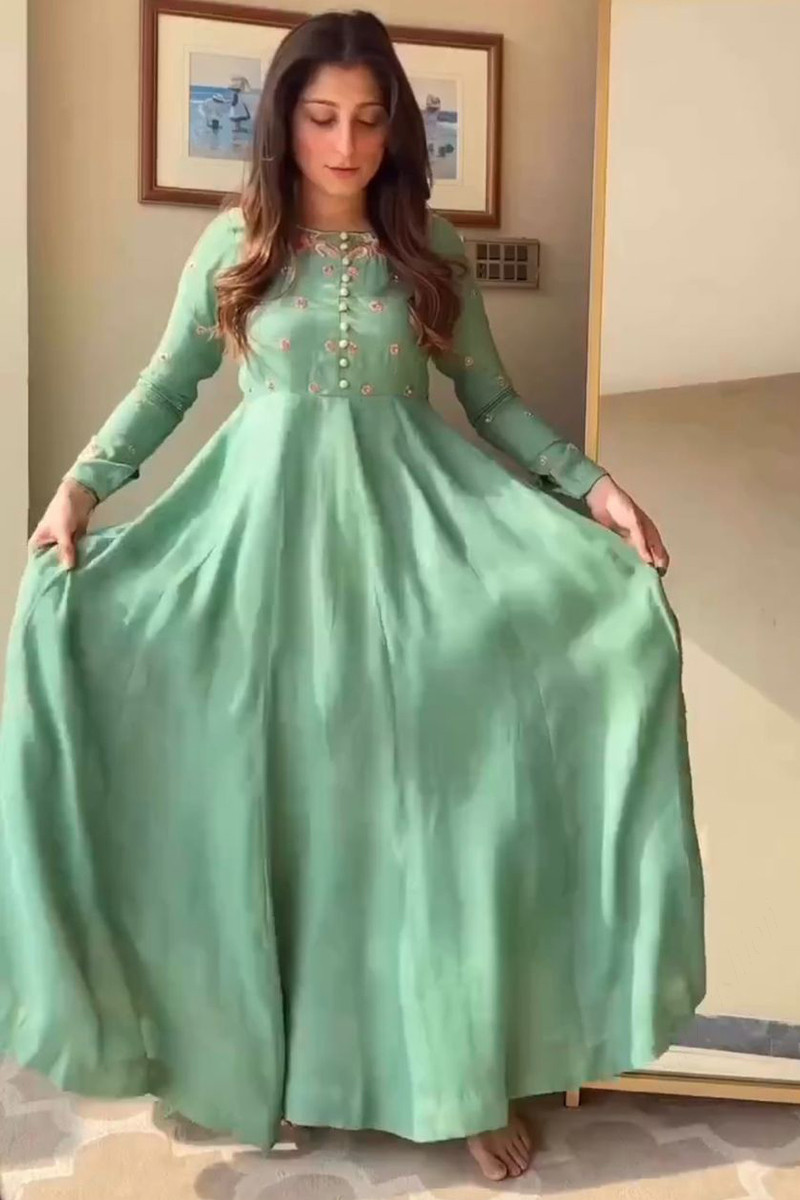 Cotton gown online clearance