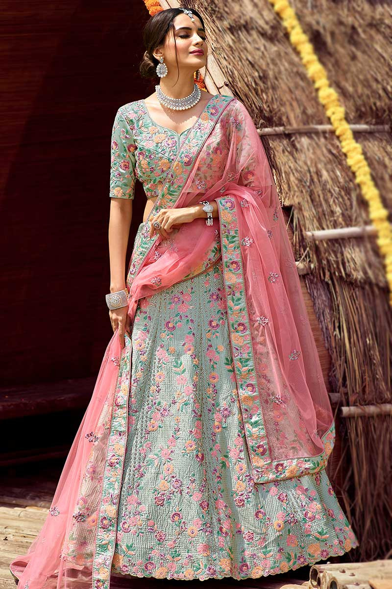 Semi-Stitched Wedding Wear Attractive Simple Lehenga at Rs 1400 in Surat