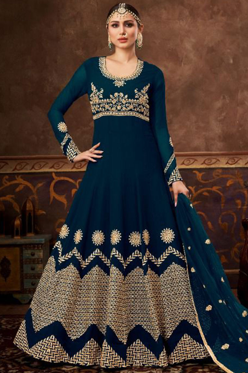 Stunning Heavy Designer Anarkali Gown with Dupatta Set: Red Carpet Elegance