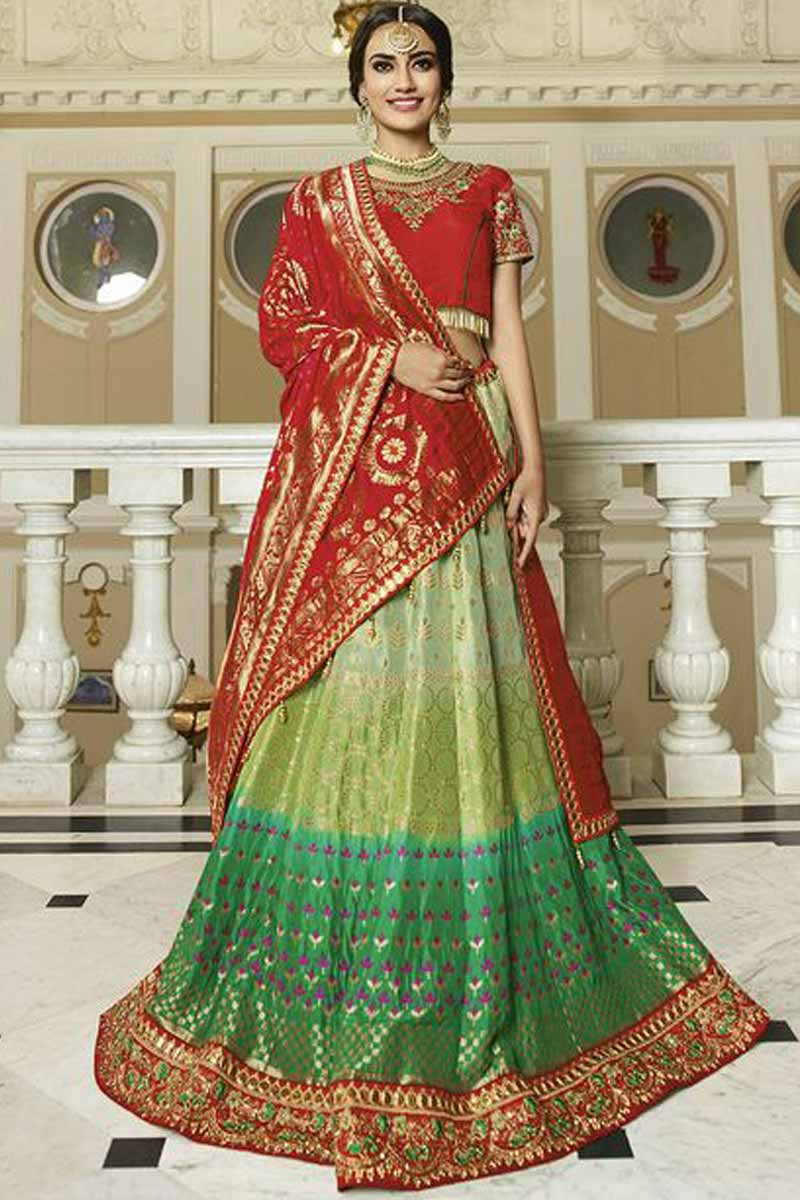 Lenghas Red jacquard chaniya choli Andaaz Fashion
