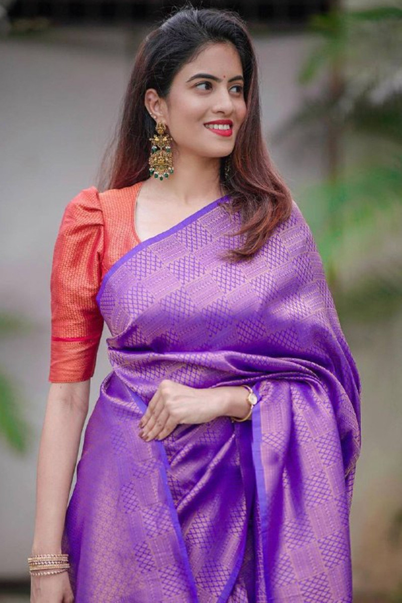 Buy Plum Purple Festival Wear Woven Zari Saree SARV155864