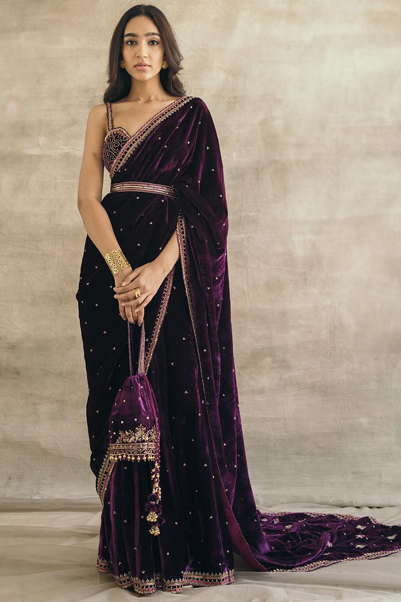 Mulmul Cotton Fancy Printed Saree In Black|Twisted|Suta