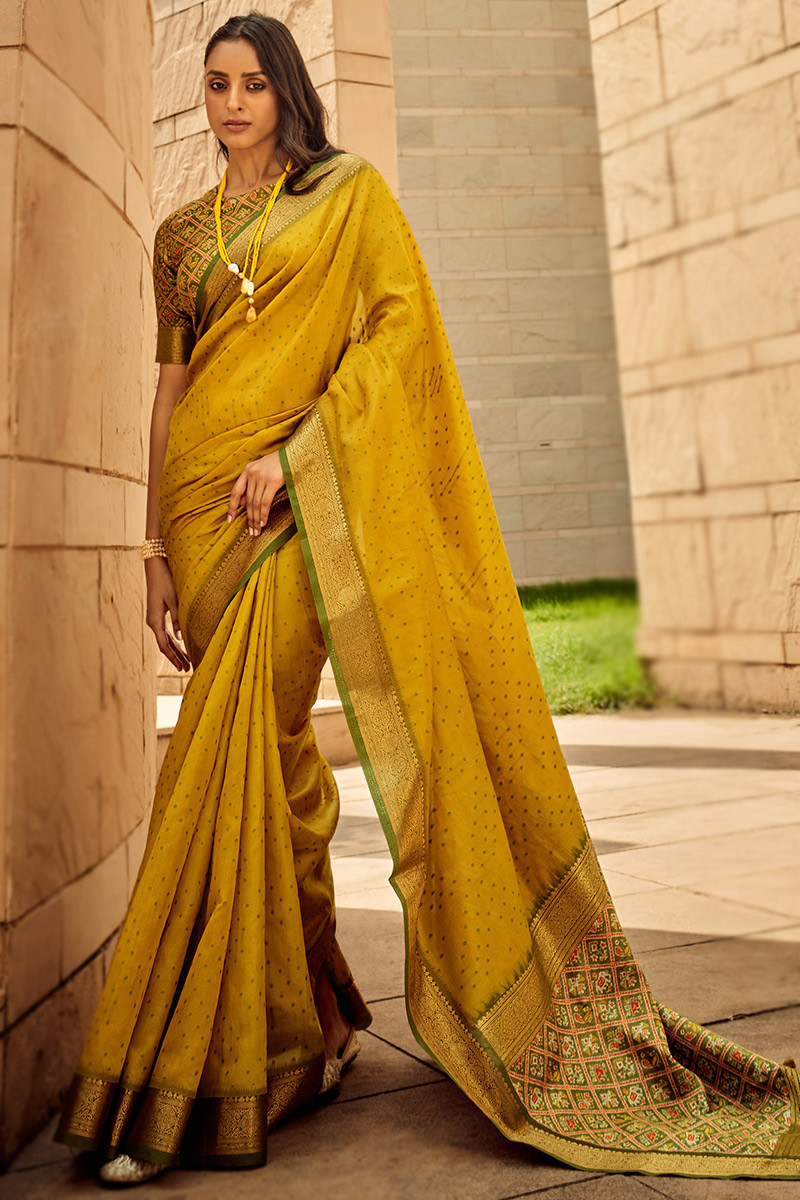 Yellow Foil Patola Printed Smooth Silk Saree For Haldi Function – tapee.in