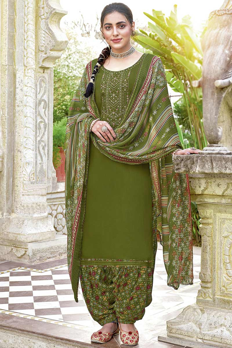 Punjabi suit green colour discount