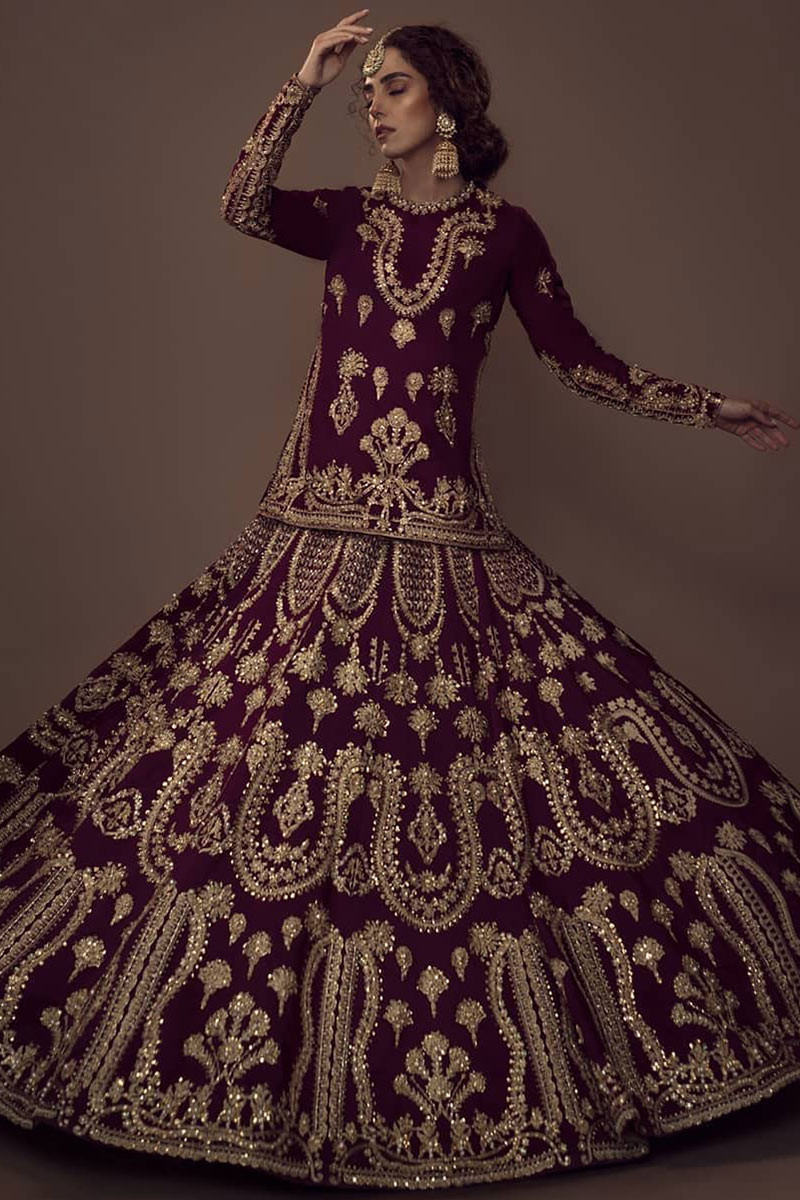 Spectacular Pakistani Bridal Lehenga Dress for Desi Brides