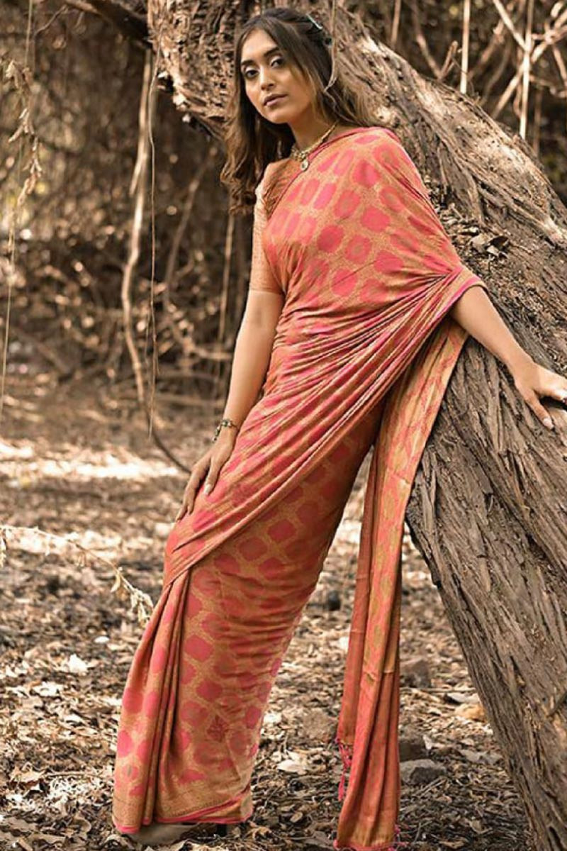 Buy Beautiful Coral Pink Zari Woven Silk Festival Wear Saree - Zeel Clothing