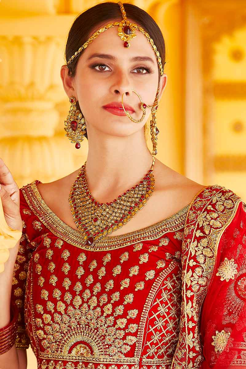 A Close Look At Rakul Preet Singh's Exquisite Bridal Jewellery