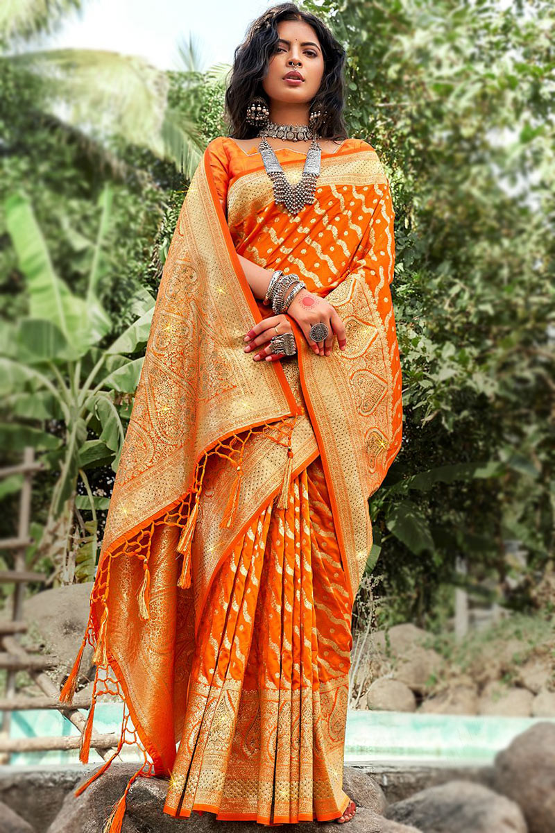 Buy online Floral printed Zari woven Banarasi Silk Saree - Beige-AF1063