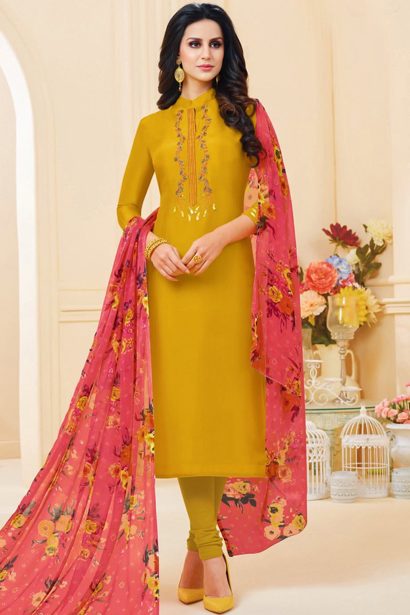 yellow churidar for haldi