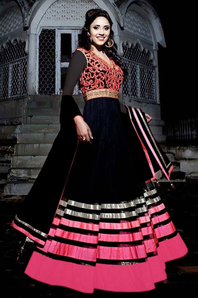 black full sleeve churidar