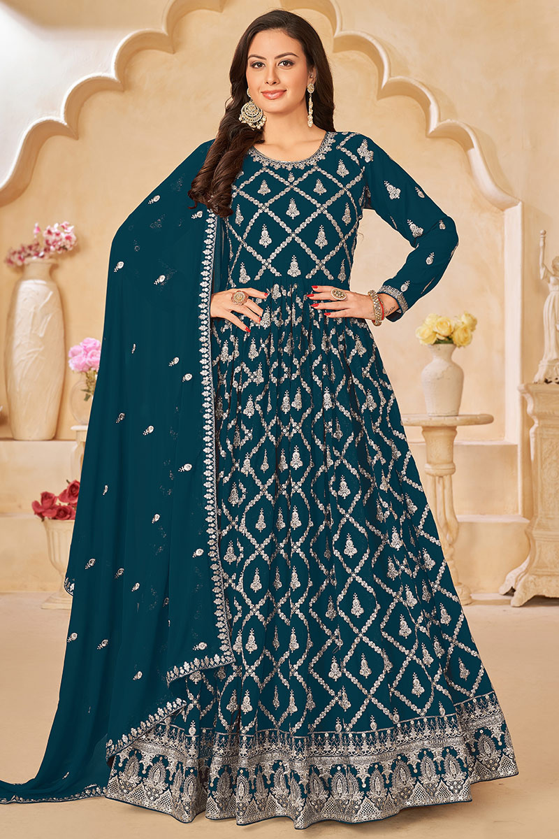 Amazon.com: ETHNIC EMPORIUM Indian wedding sangeet & mehendi haldi ceremony  silk punjabi woman salwar suit 3890 (green, s) : Clothing, Shoes & Jewelry