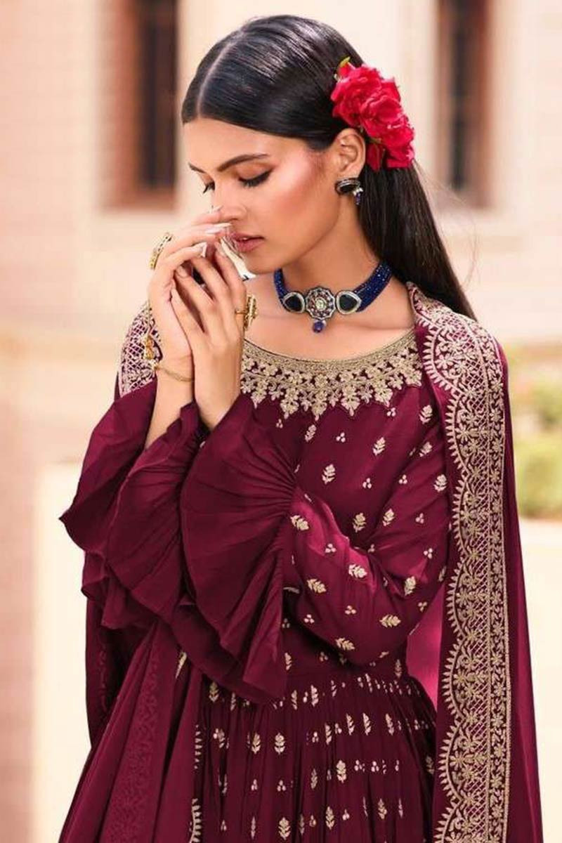 Share more than 159 earrings for maroon gown latest