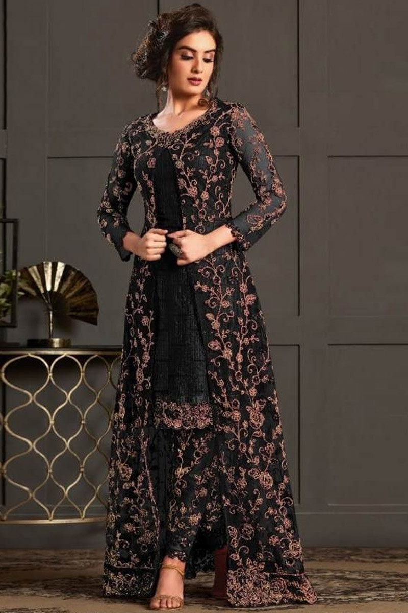 Best Price Trouser Suit in Black Embroidered Fabric LSTV113155
