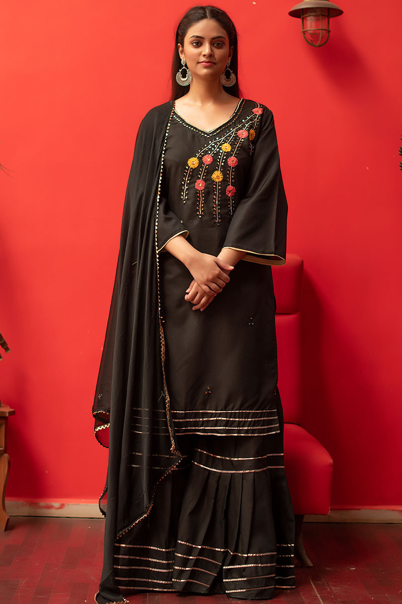 black and red gharara