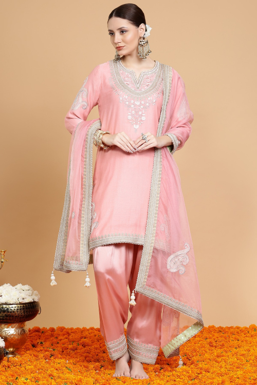 GUSTAKHIYAN – Noor-e-Gul Hand Embroidered Choga Ethnic Kurta Set