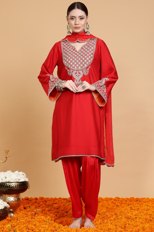GUSTAKHIYAN – Red Aura Luxe Embroidered Kurta Set