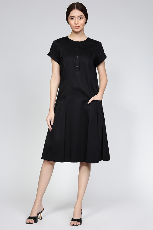 Black Button-Down Cotton Dress With Pleats and Pockets
