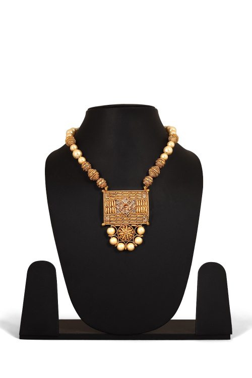 Gold Stone Pendant Set for Festival 