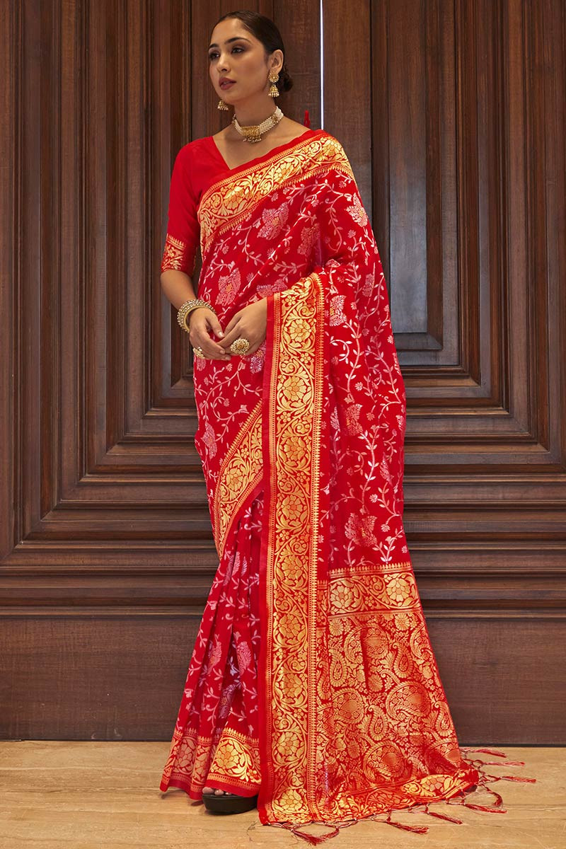 Madhuri Dixit In Madhurya – Red Carpet Maison