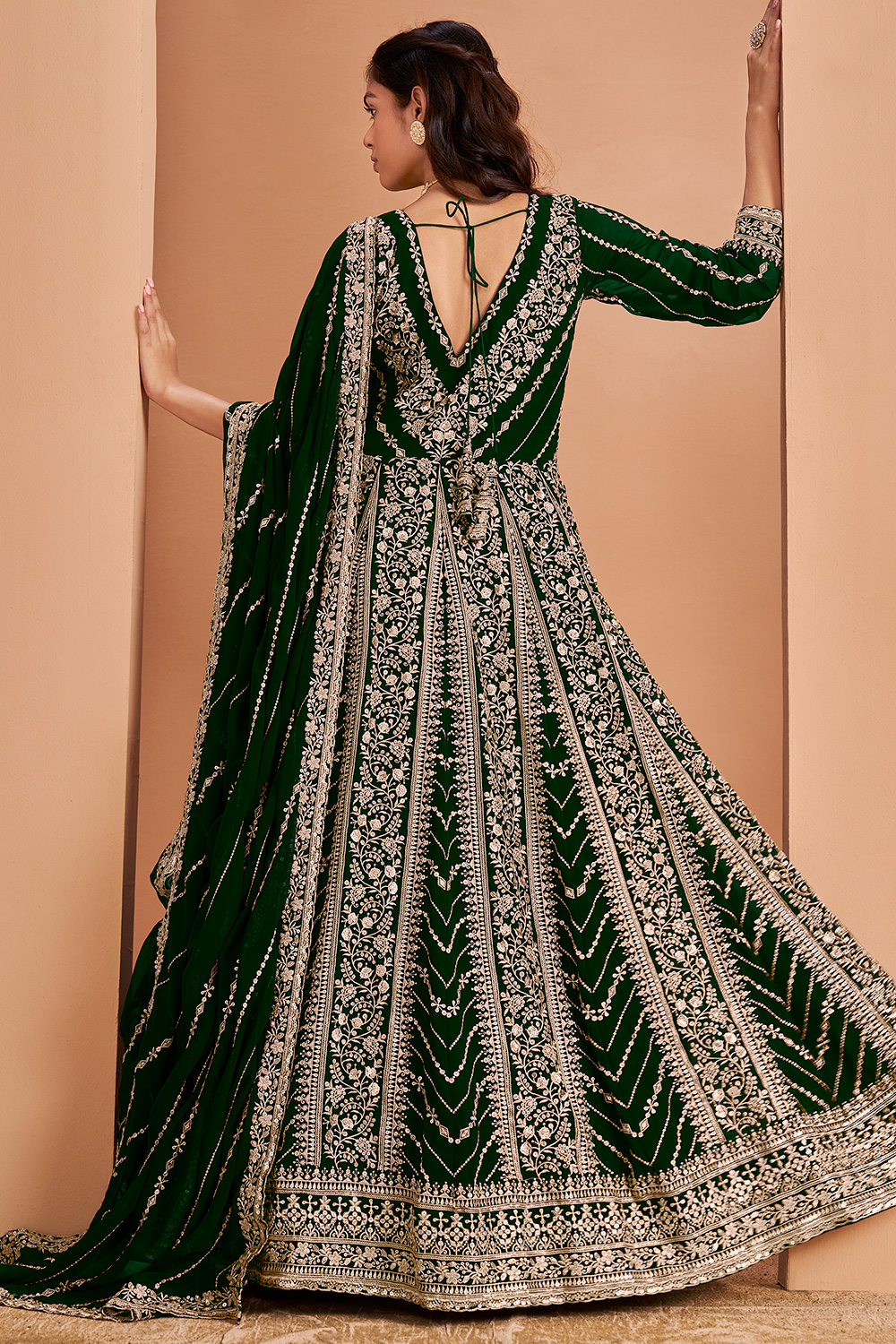 bottle green ethnic dress Women's Bottle Green Ethnic Motif Printed Cotton Kurta With Dori Detai –  Trendia main image 1