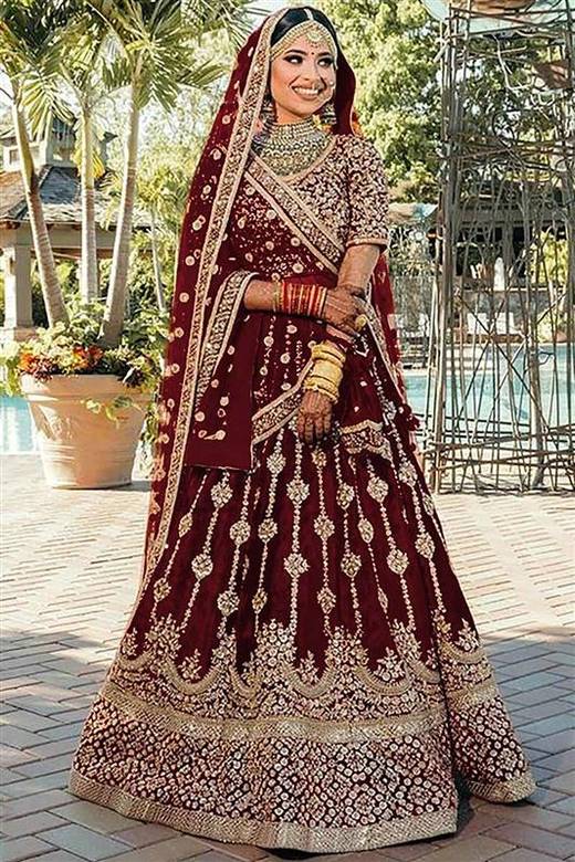 silk boho wedding dress Plus Size with Lace and V-Neck - Long Sleeves Wedding Dress with Deep Front Cut and High Slit 40_medium_nye the Yaya dress truly UK Size:4 Bec + Bridge Brown