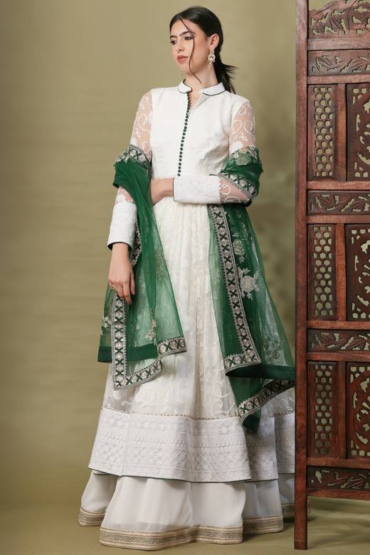 typical pakistani dress Traditional Salwar Kameez Suit,Cultural Wear for Women, D0 Saree Ghor Charlotte you may consider getting a 42 size dress Pakistani Bridal Dresses For That