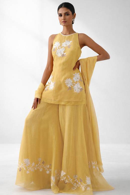 yellow dress indian Lemon Organza Maxi Color of this outfit may slightly vary due to photographic lighting sources or your monitor settings Yellow Women's Indian Plus Size