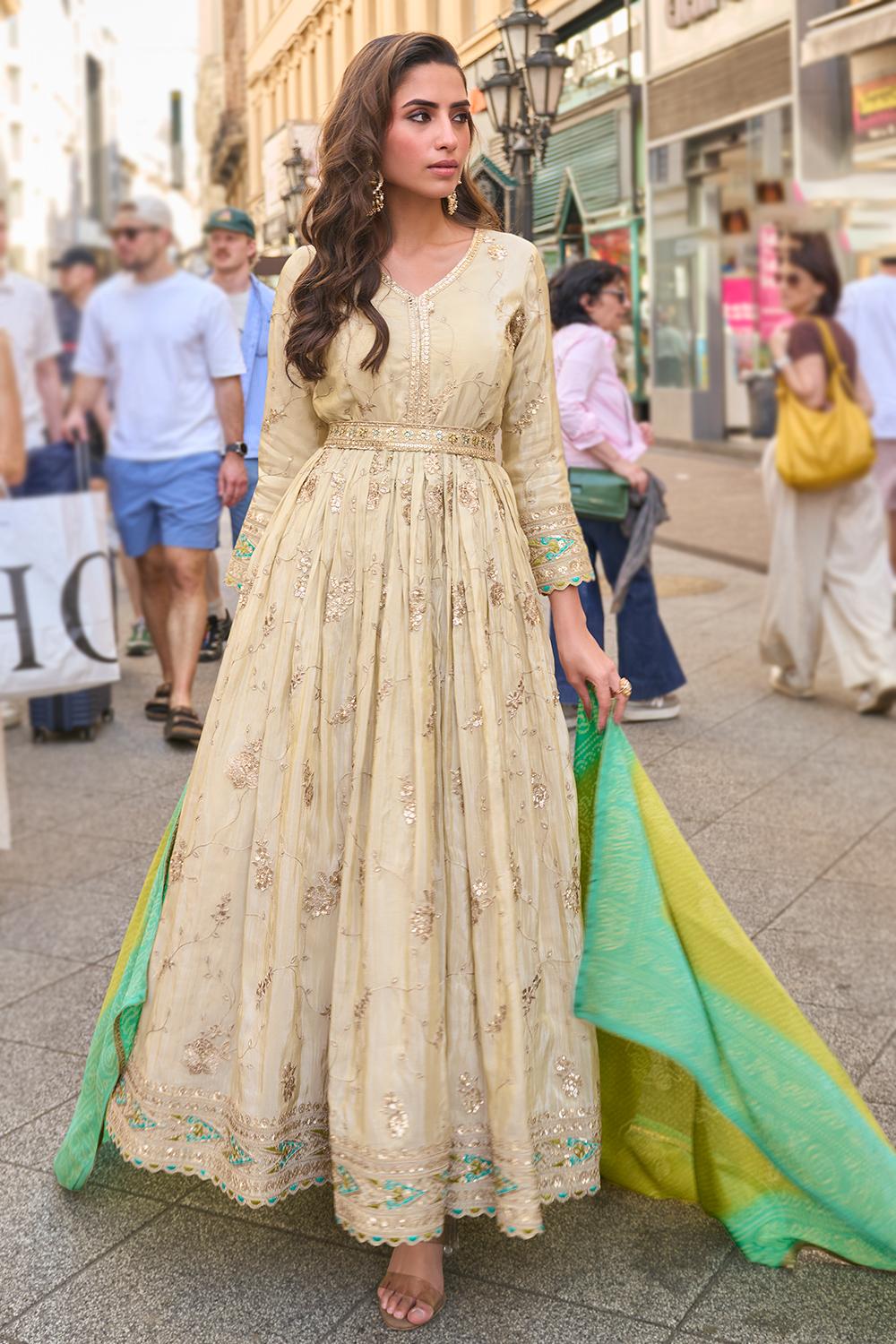 beige anarkali dress Luxe Oat Crepe Suit With Sequins Work For Festival Fabric Type: Jersey Sweetheart Criss-Cross Ruched Tulle Color:SMOKY BLUE Perfect for weddings