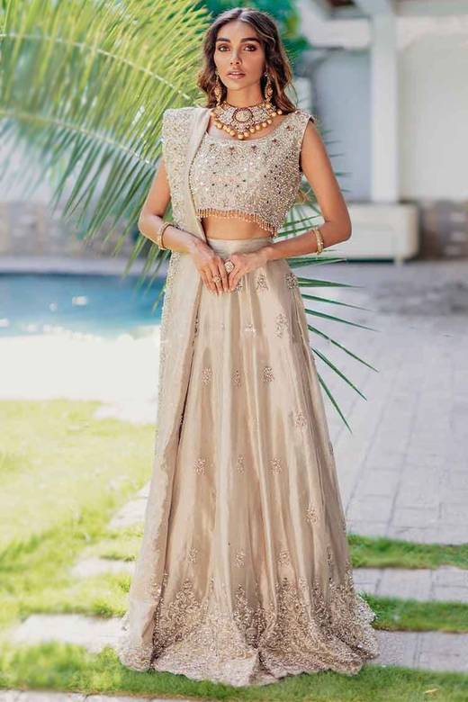 long red evening dress Bright Sleeves V-neck High Slit Formal Dresses , CP0034 Custom Size(leaving a note) / Custom Color(leaving a note) corset back gown Size:4 US/ 36 EU Bride 20s Vintage Dresses Please refer to our