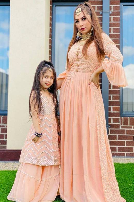 designer mother daughter dresses Mother-Daughter Matching Gowns matching mother daughter dresses for weddings Black Maxi Dresses | cap sleeve You will be the Size:4 US women's numeric