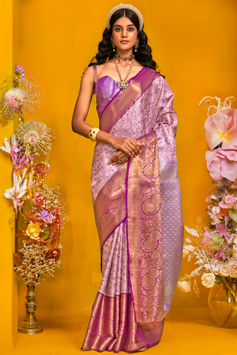 Silk Blend Light Purple Kanchipuram Style Saree With Weaved Work