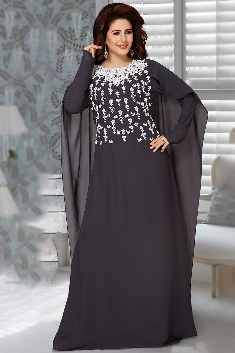 Buy Women Green Embroidered Cape Sleeve Kurta With Belt - Kurtas & Kurtis -  Indya