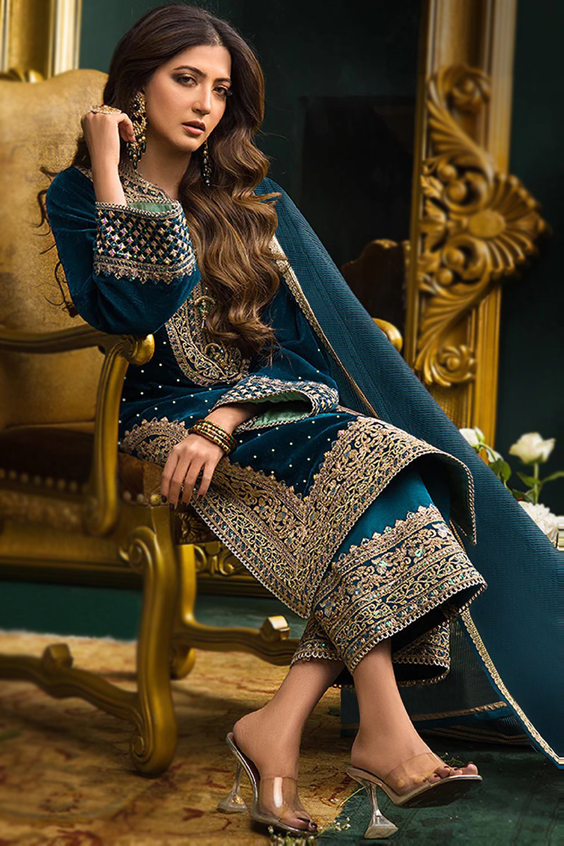 Buy Velvet Eid Dresses in the USA - Andaaz Fashion