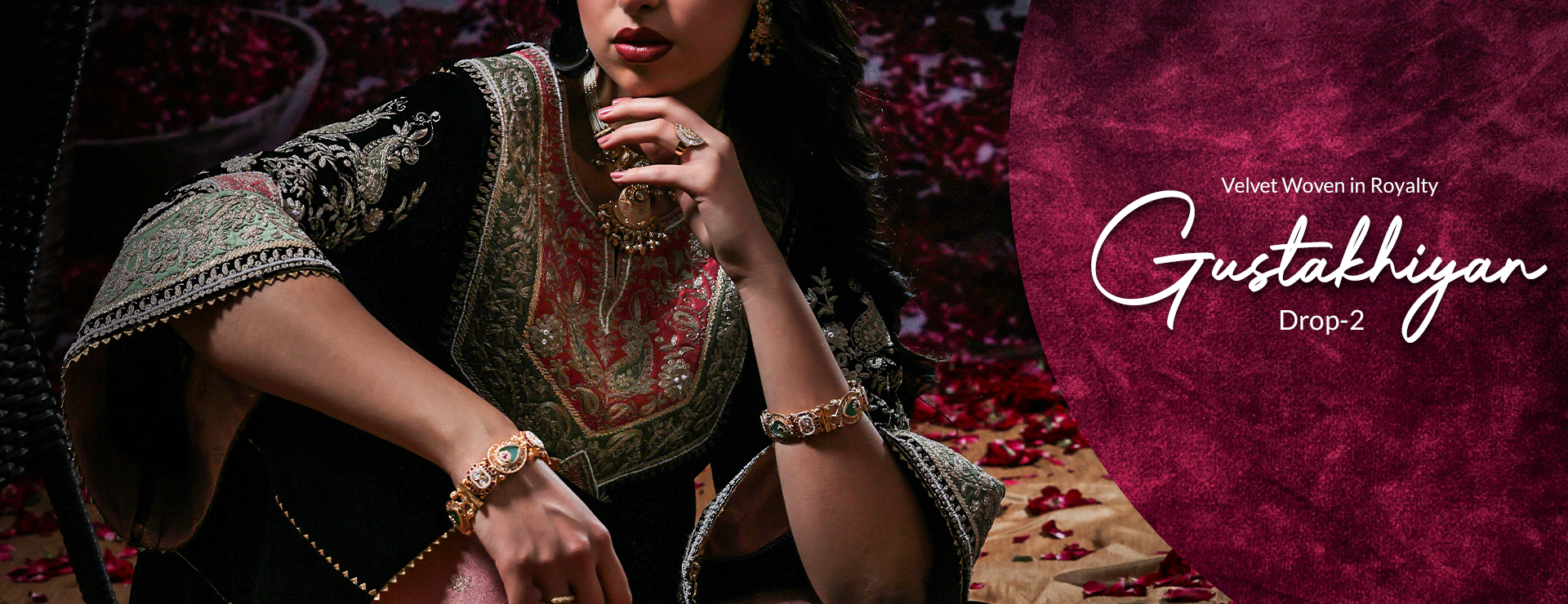 Banner announcing 'Indian Clothing Sale' with up to 70% off on Indian wear at Andaaz Fashion.