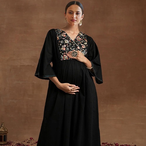 Comfortable Yet Chic Indian Kurtis